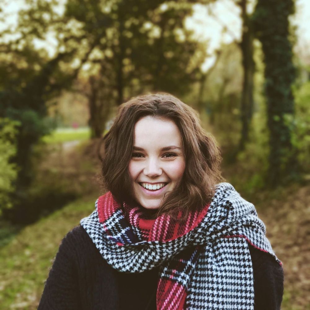 Meet your Posher, Jade